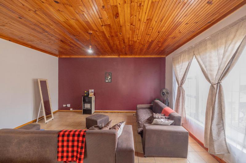 2 Bedroom Property for Sale in Grahamstown Eastern Cape